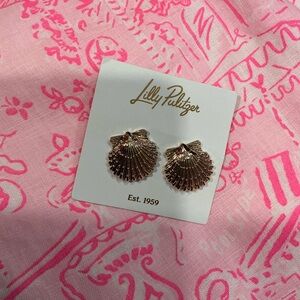 Lilly Pulitzer Gold Sunshell studded Earrings. NWT